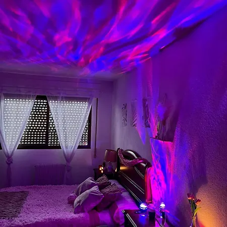 Habitacion Amplia Y Luminosa Habitación en casa particular Granada